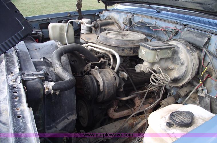 image for item A4079 1987 Chevrolet Custom Deluxe 10 pickup truck