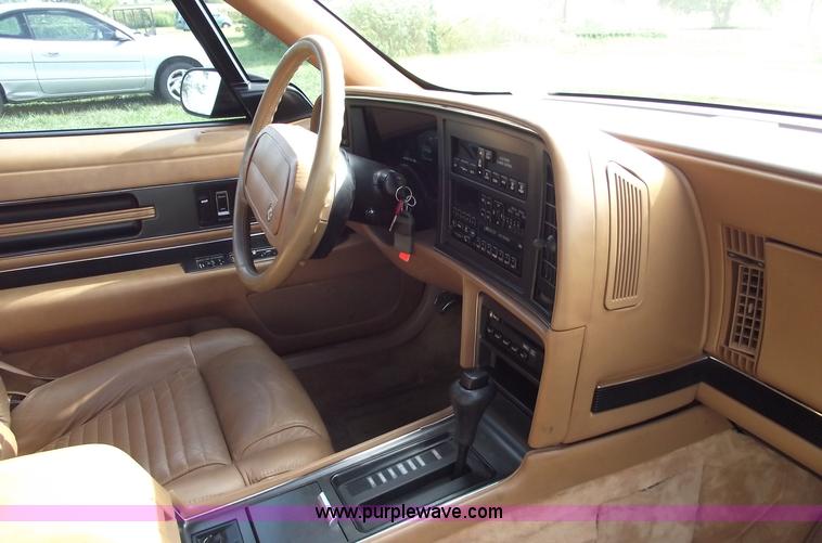image for item A4080 1990 Buick Reatta