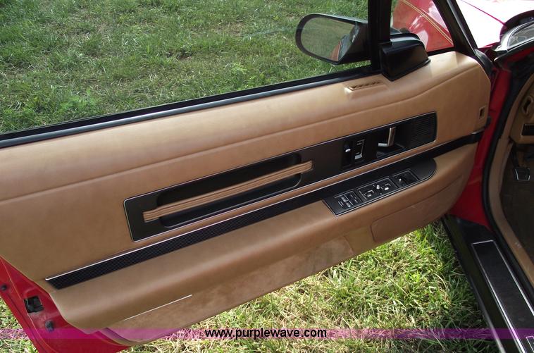 image for item A4080 1990 Buick Reatta