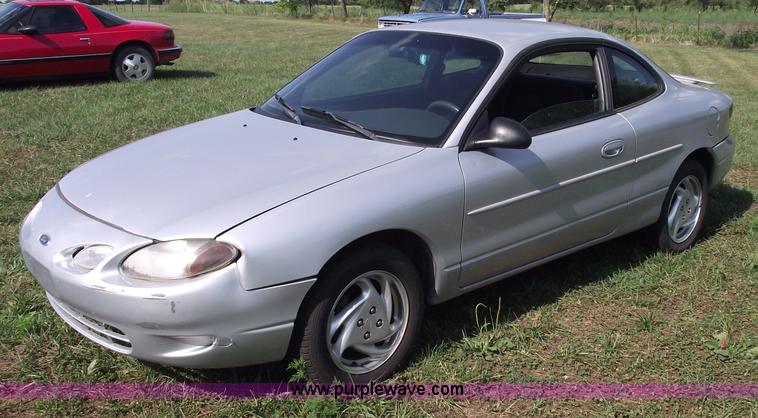 image for item A4081 2000 Ford Escort ZX2