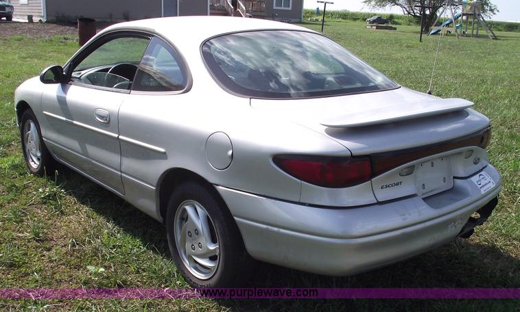 image for item A4081 2000 Ford Escort ZX2