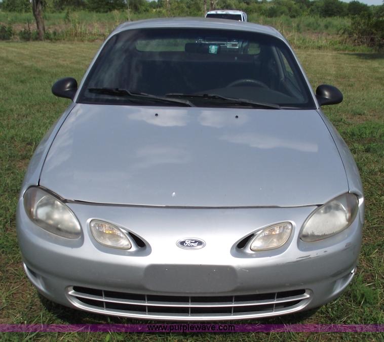 image for item A4081 2000 Ford Escort ZX2