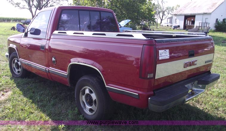 image for item A4086 1991 GMC Sierra 1500 SLE pickup truck