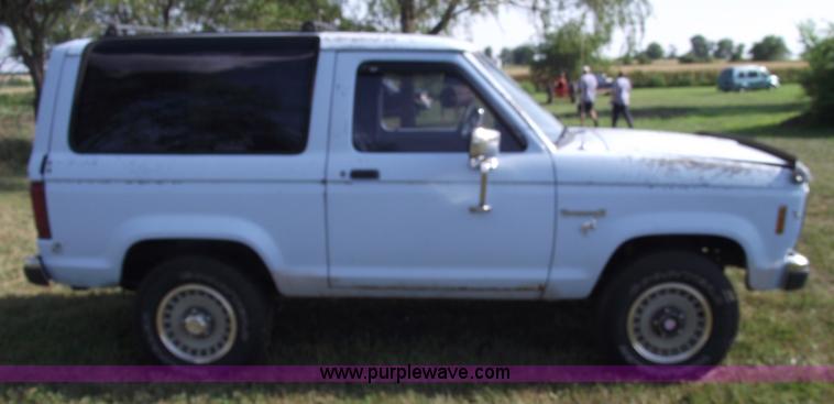 image for item A4087 1986 Ford Bronco II SUV