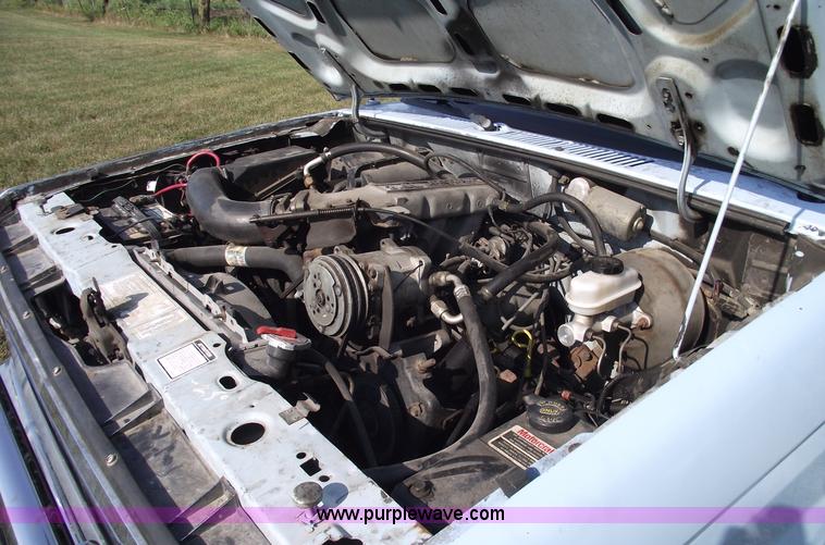 image for item A4087 1986 Ford Bronco II SUV