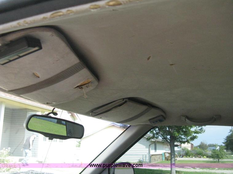 image for item A4295 1994 Chevrolet S10 LS extended cab pickup truck