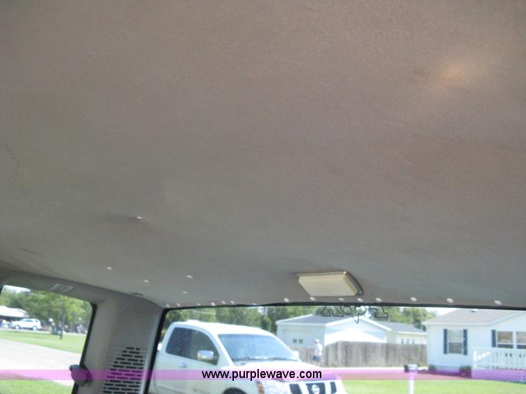 image for item A4295 1994 Chevrolet S10 LS extended cab pickup truck