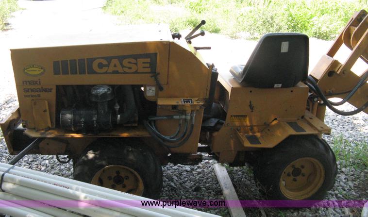 image for item A4298 Case Maxi Sneaker Series B vibratory plow