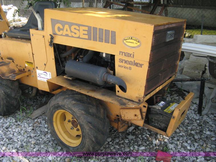 image for item A4298 Case Maxi Sneaker Series B vibratory plow