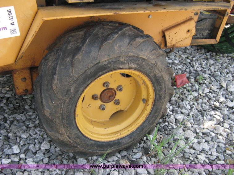 image for item A4298 Case Maxi Sneaker Series B vibratory plow