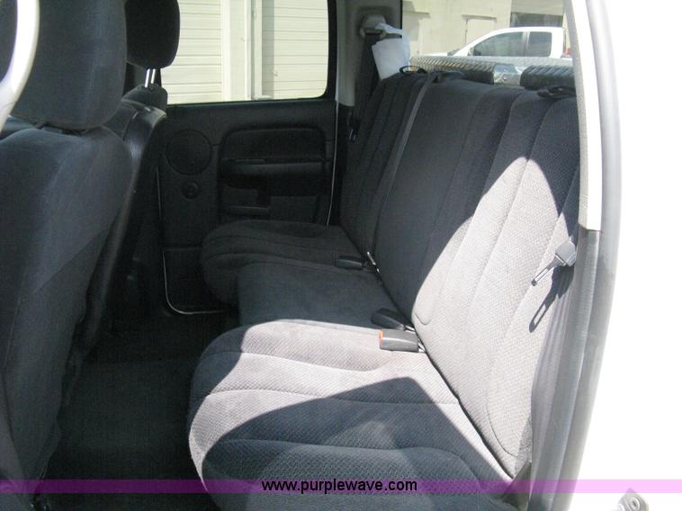 image for item A4299 2002 Dodge Ram 1500 SLT quad cab pickup truck