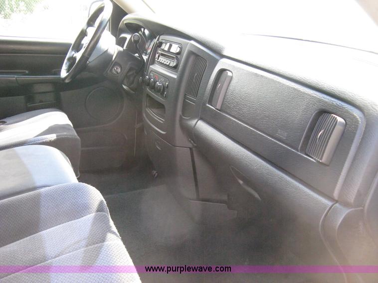 image for item A4299 2002 Dodge Ram 1500 SLT quad cab pickup truck