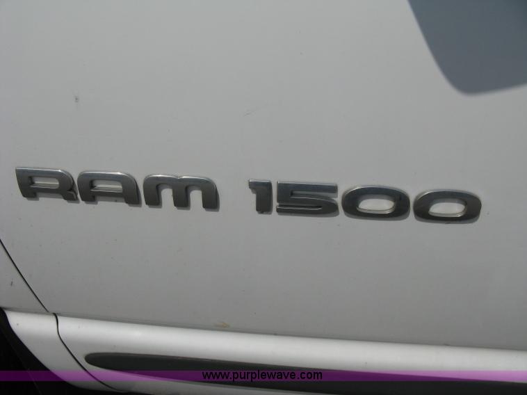 image for item A4299 2002 Dodge Ram 1500 SLT quad cab pickup truck