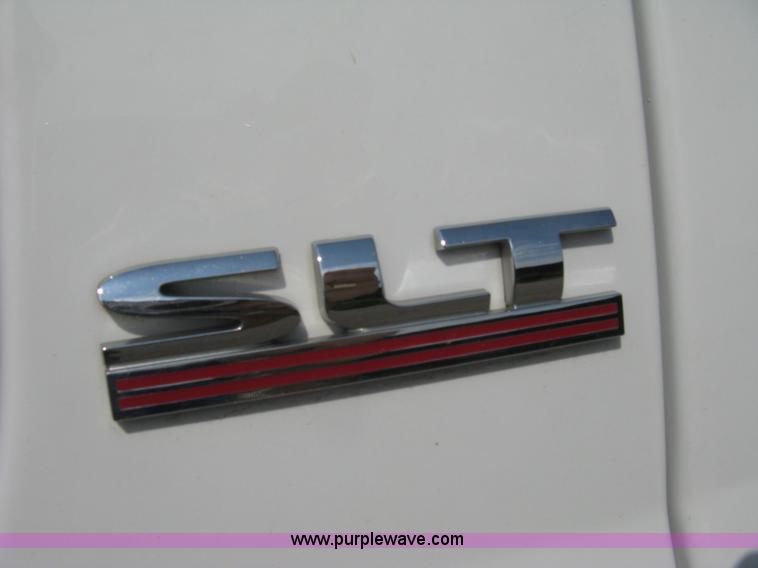 image for item A4299 2002 Dodge Ram 1500 SLT quad cab pickup truck