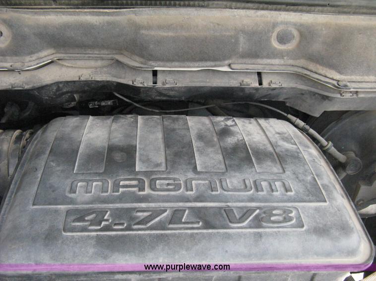 image for item A4299 2002 Dodge Ram 1500 SLT quad cab pickup truck