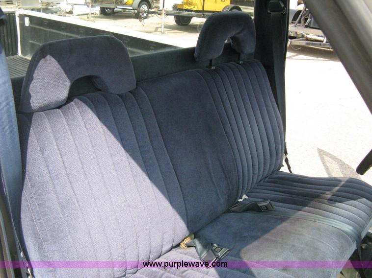 image for item A4303 1993 Chevrolet S10 pickup truck