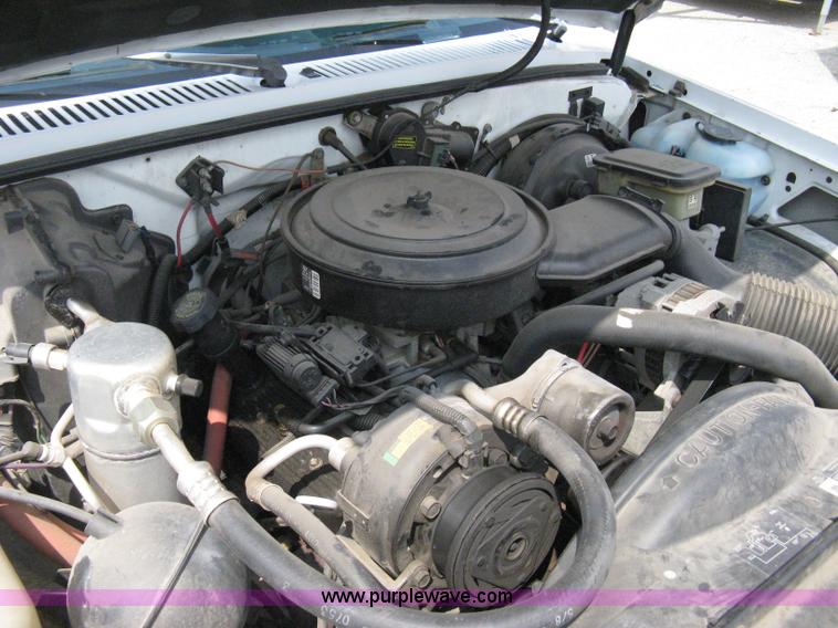 image for item A4303 1993 Chevrolet S10 pickup truck