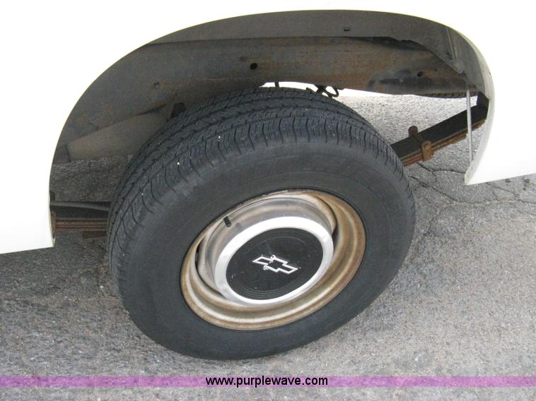 image for item A4303 1993 Chevrolet S10 pickup truck