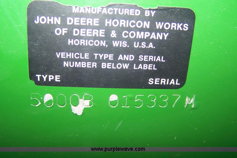 image for item A4506 John Deere 500 snowmobile