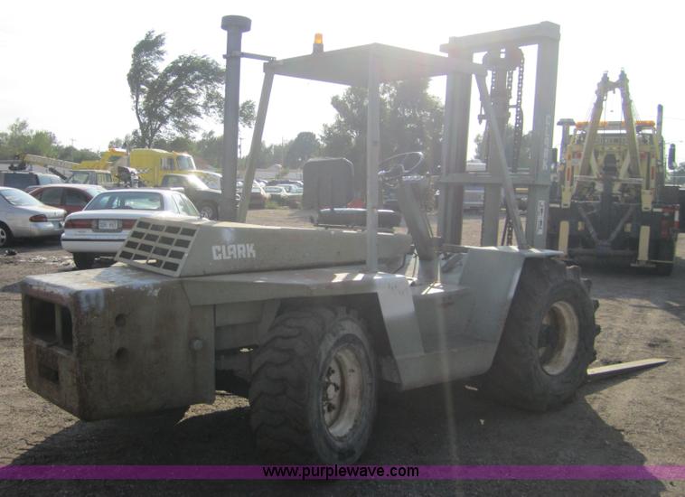 image for item A4709 Clark IT80D forklift
