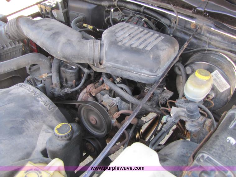 image for item A5062 1999 Jeep Wrangler SE SUV