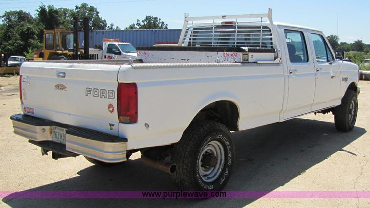 image for item A5065 1995 Ford F350 XL crew cab pickup truck