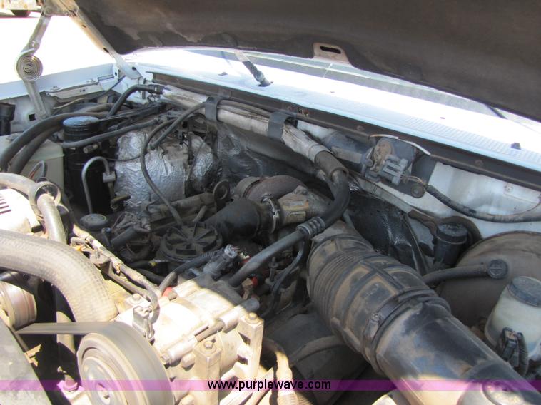 image for item A5065 1995 Ford F350 XL crew cab pickup truck