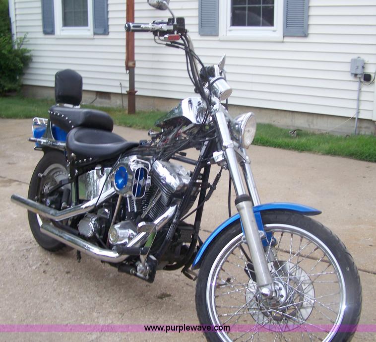 image for item A9514 1998 Harley Davidson Softail Custom motorcycle