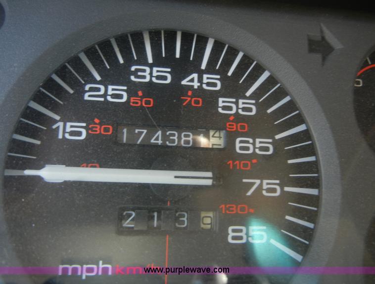 image for item A9997 1996 Jeep Cherokee Country SUV