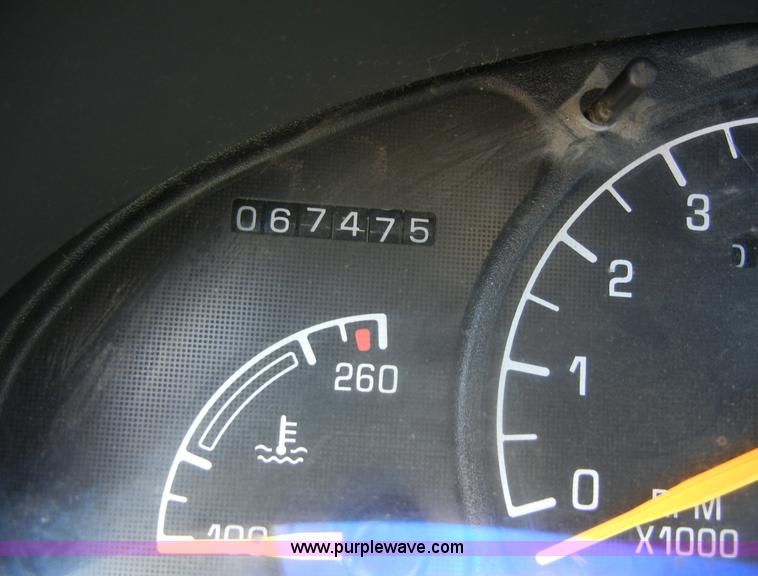 image for item A9998 1997 Pontiac Grand Am SE