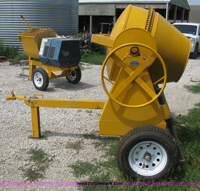 image for item B9529 2009 Stone 95CMED mobile cement mixer