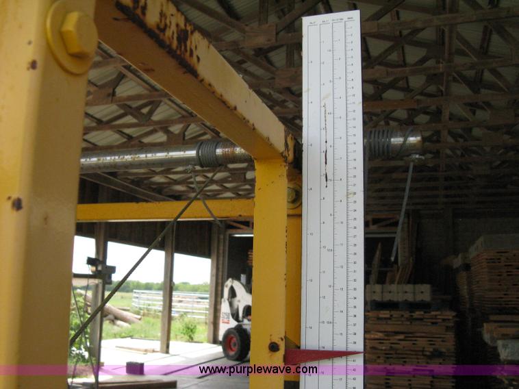 image for item B9532 Log Master LM1 portable band saw sawmill