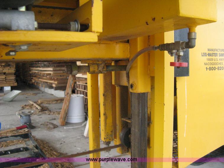 image for item B9532 Log Master LM1 portable band saw sawmill