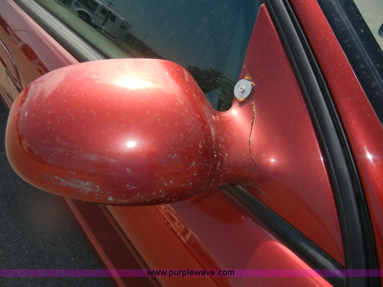 image for item D9682 1998 Ford Taurus SE