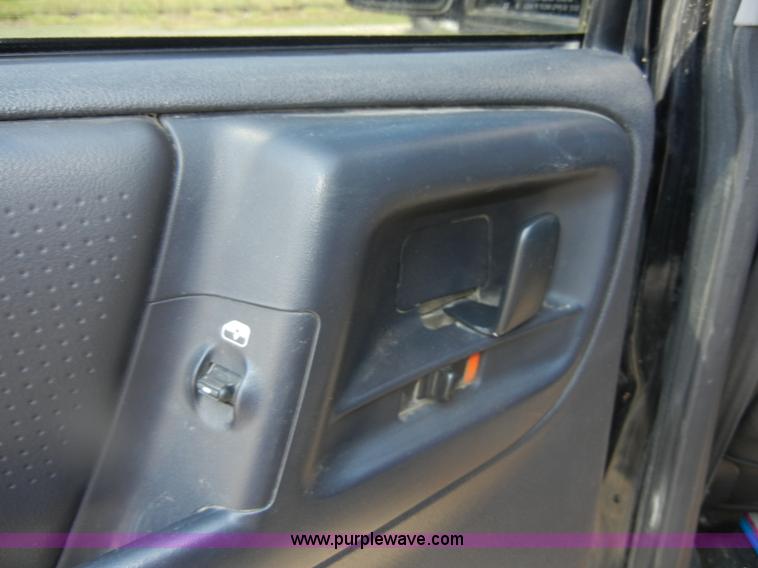 image for item D9683 1998 Jeep Grand Cherokee Laredo SE SUV