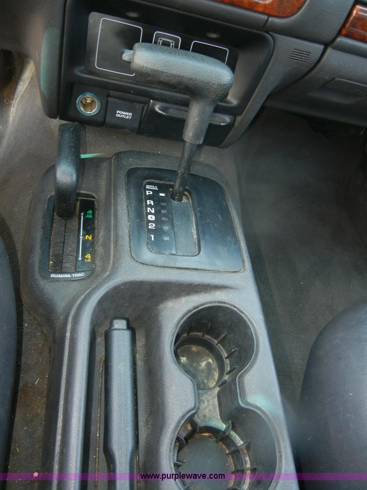 image for item D9683 1998 Jeep Grand Cherokee Laredo SE SUV