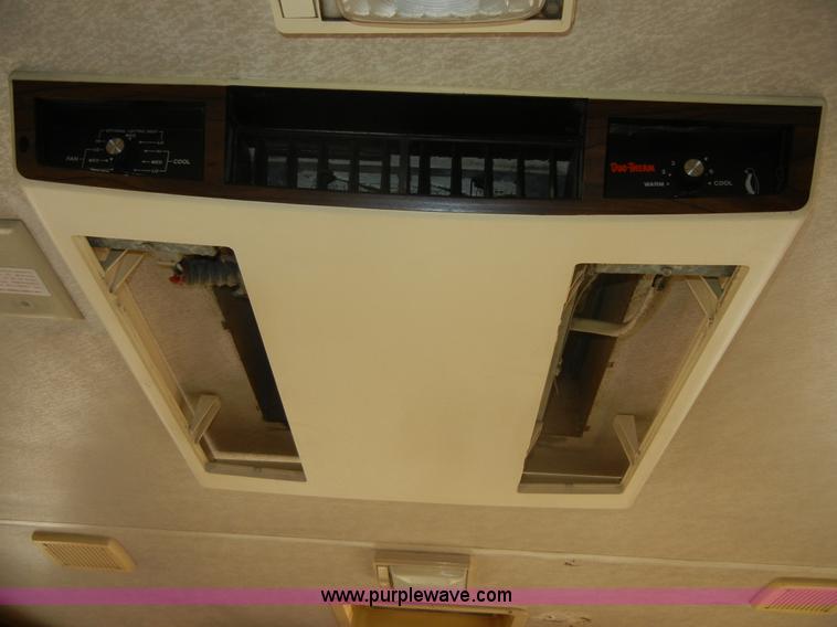 image for item D9752 1986 Fleetwood Prowler 30' fifth wheel camper