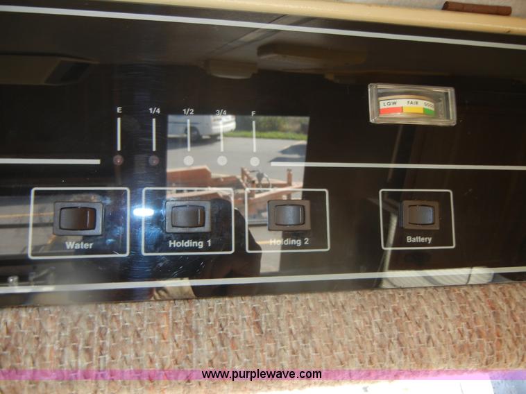 image for item D9752 1986 Fleetwood Prowler 30' fifth wheel camper