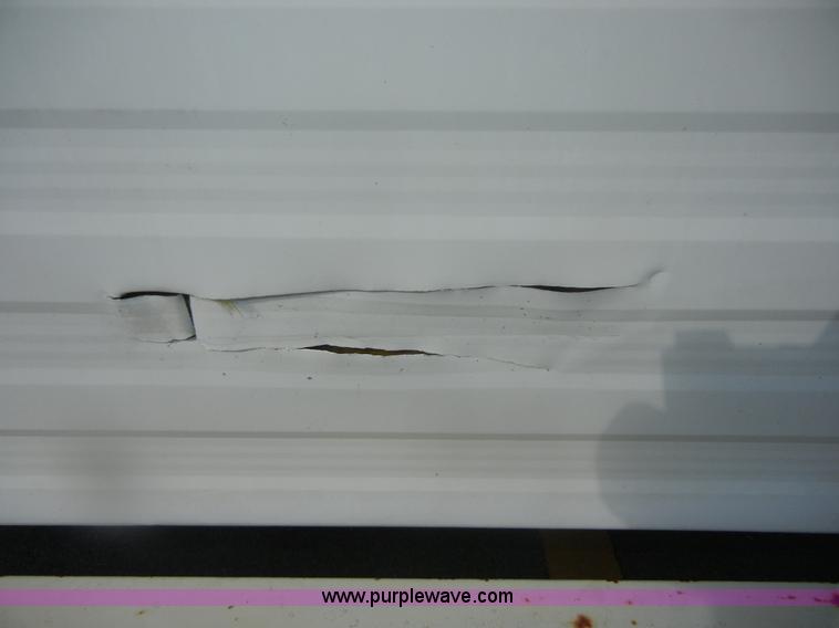 image for item D9752 1986 Fleetwood Prowler 30' fifth wheel camper