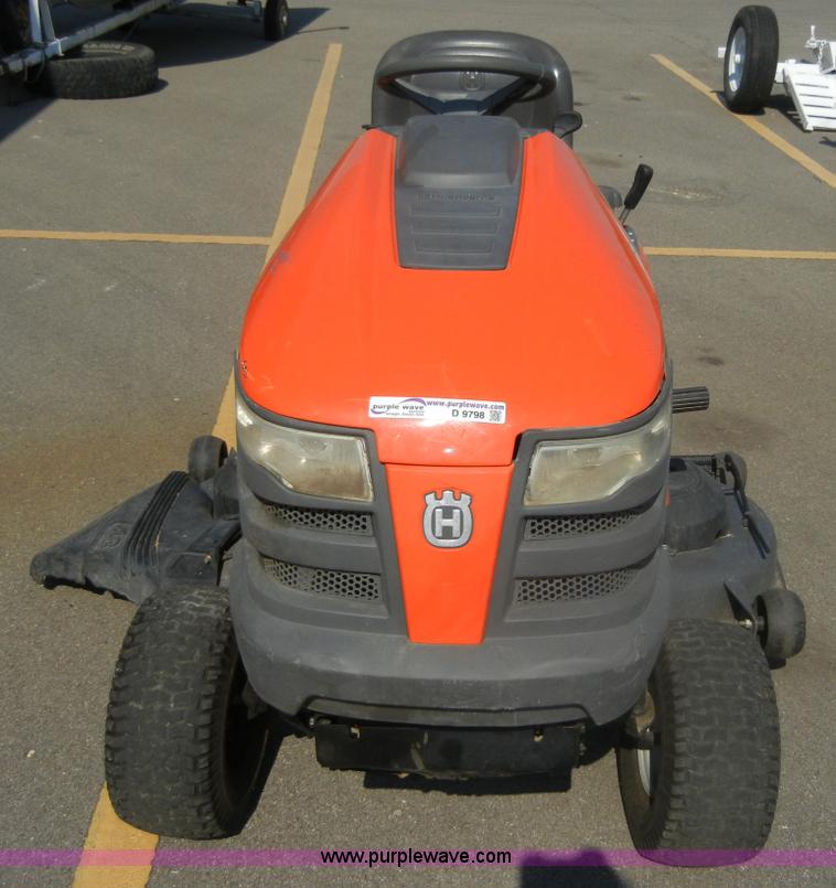 Husqvarna YTH2348 lawn tractor in Manhattan, KS Item D9798 sold