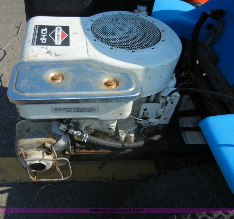 image for item D9801 Dixon 311 ZTR mower