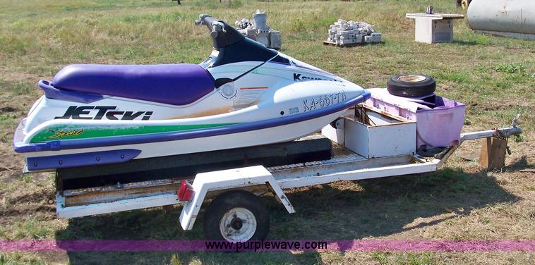 image for item F9761 Kawasaki 750 Xi Sport jet ski
