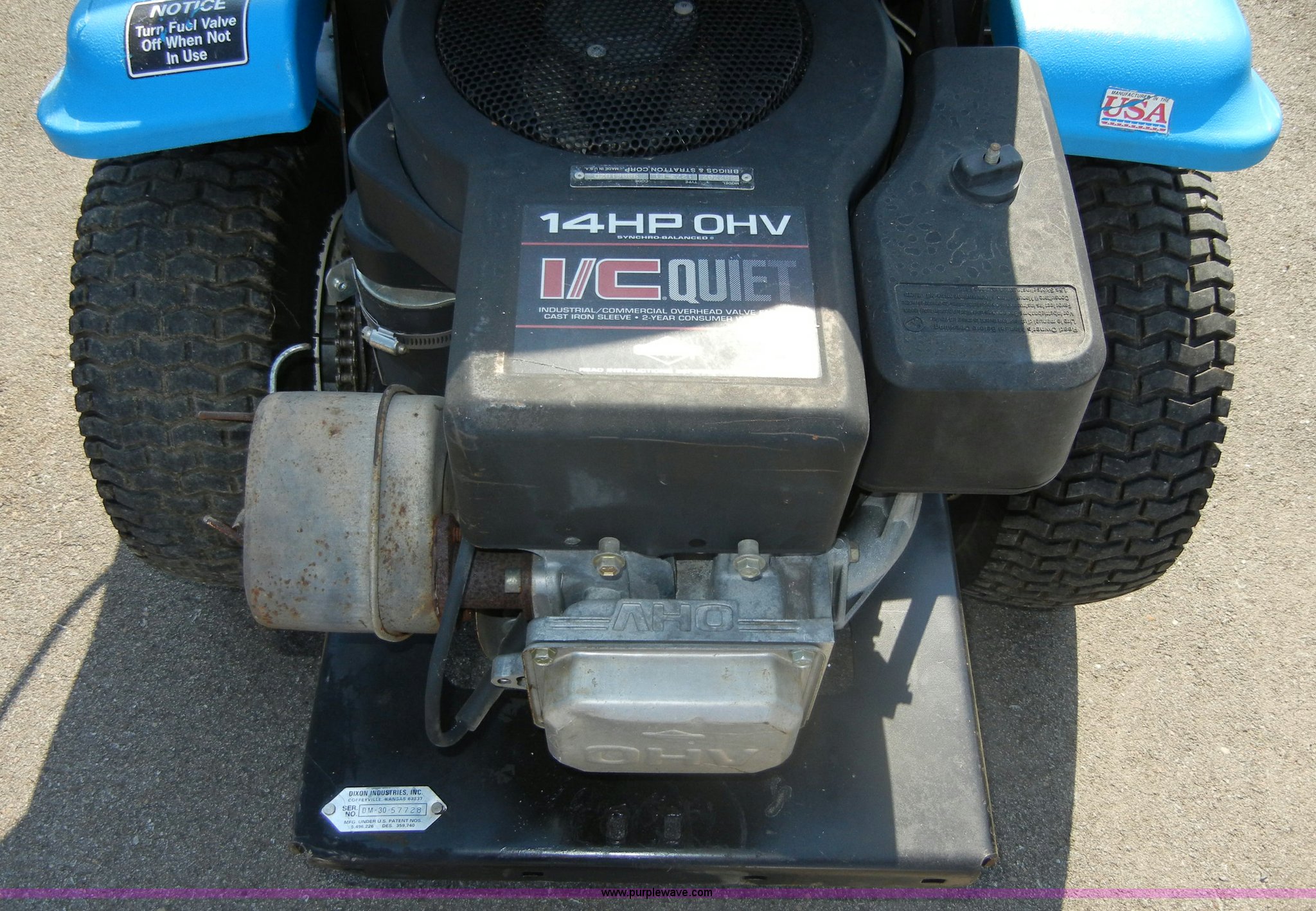 Dixon 3304 ZTR mower in Manhattan, KS Item D9800 sold Purple Wave