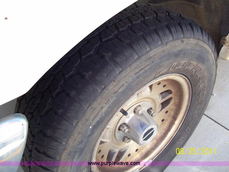 image for item A1244 1994 Ford Ranger XLT extended cab pickup truck