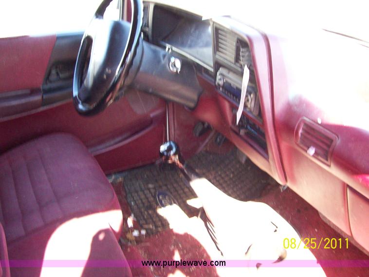 image for item A1244 1994 Ford Ranger XLT extended cab pickup truck