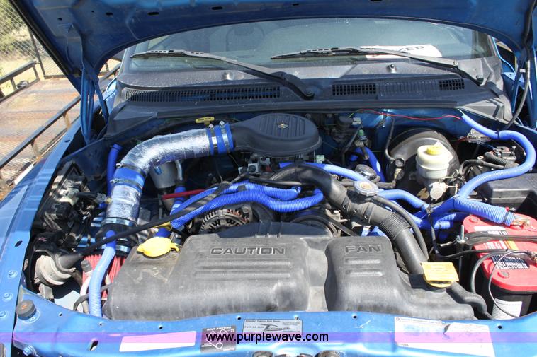 image for item A2722 2000 Dodge Dakota Sport pickup truck