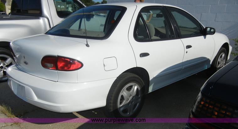 image for item D9503 2000 Chevrolet Cavalier LS