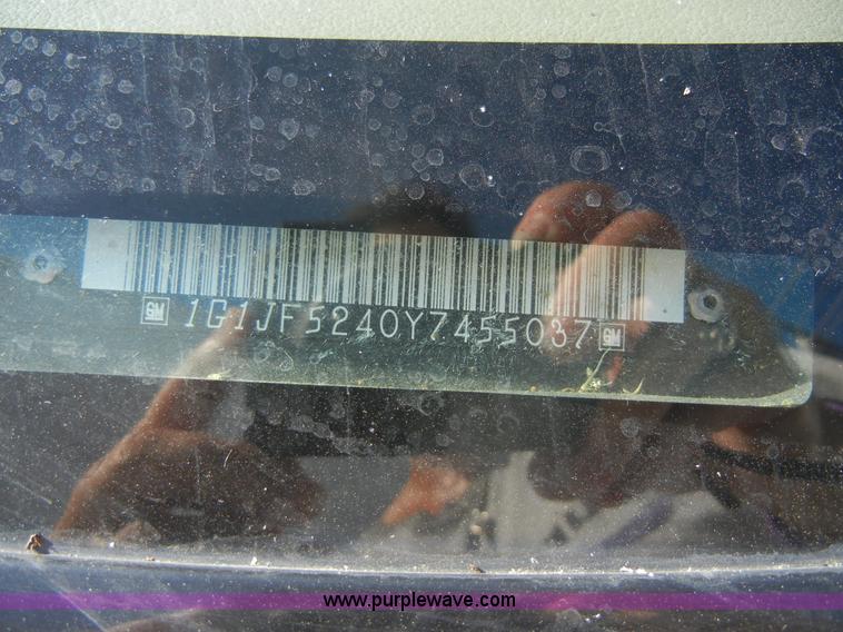 image for item D9503 2000 Chevrolet Cavalier LS