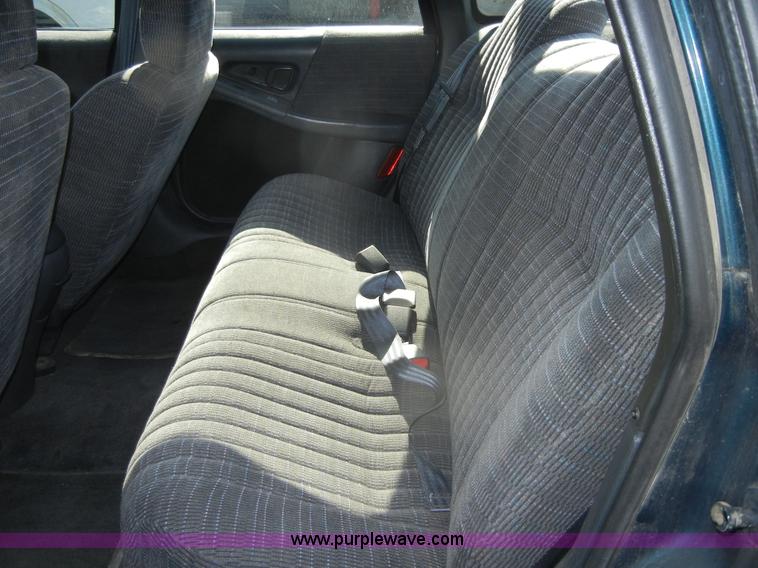 image for item D9504 1995 Pontiac Grand Prix SE