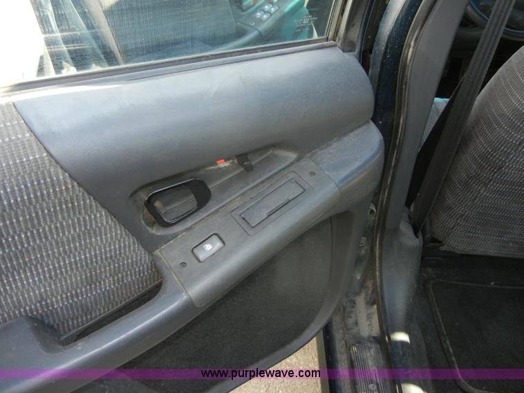 image for item D9504 1995 Pontiac Grand Prix SE